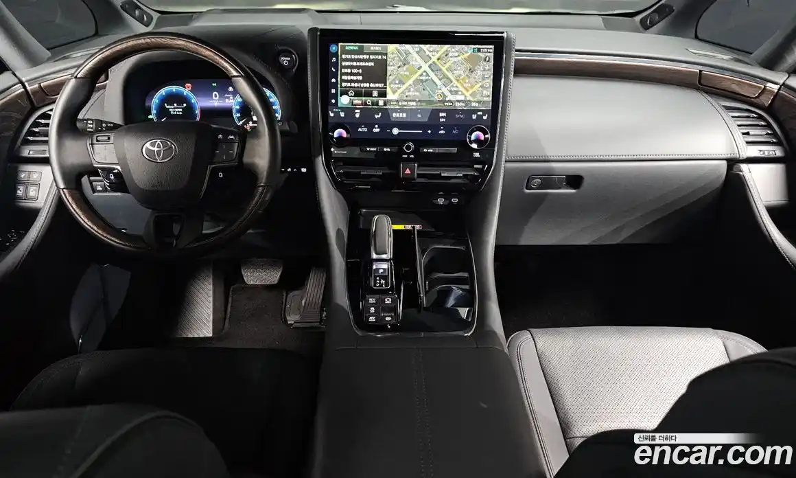 Toyota Alphard 2024 2.5 Автомат в Москве № 584569, фото 7