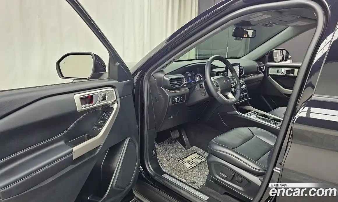 Ford Explorer 2023 2.3 Автомат в Москве № 584791, фото 10