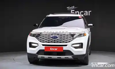 Ford Explorer 2023 3.0 Автомат в Москве № 584817, миниатюра 3
