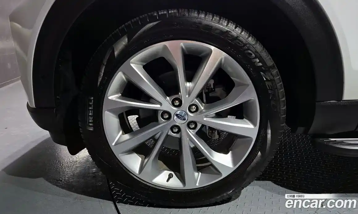 Ford Explorer 2023 3.0 Автомат в Москве № 584817, фото 5