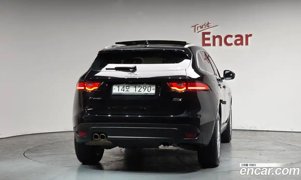 Jaguar F-Pace 2019 2.0 Автомат в Москве № 585310, фото 3