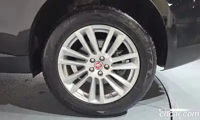 Jaguar F-Pace 2019 2.0 Автомат в Москве № 585310, миниатюра 4