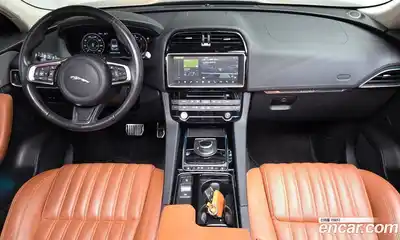 Jaguar F-Pace 2019 2.0 Автомат в Москве № 585310, миниатюра 6