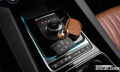 Jaguar F-Pace 2019 2.0 Автомат в Москве № 585310, миниатюра 8