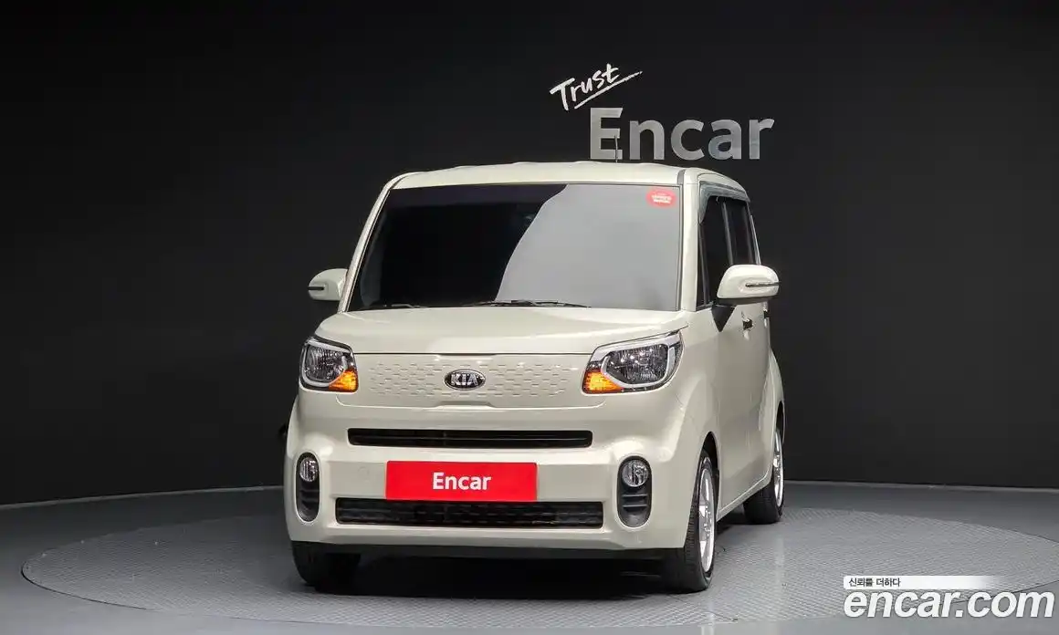 Kia Ray 2018 1.0 Автомат в Москве № 585940, фото 3