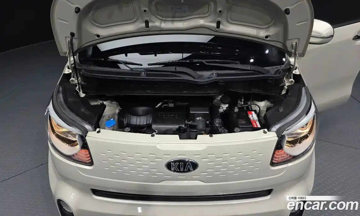 Kia Ray 2018 1.0 Автомат в Москве № 585940, фото 6