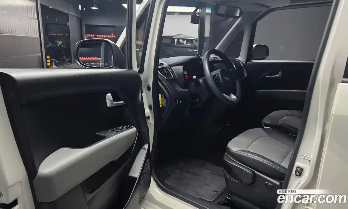 Kia Ray 2018 1.0 Автомат в Москве № 585940, фото 10