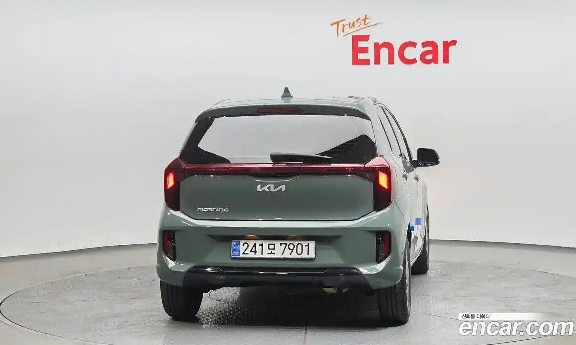 Kia Morning 2024 1.0 Автомат в Москве № 586347, фото 4