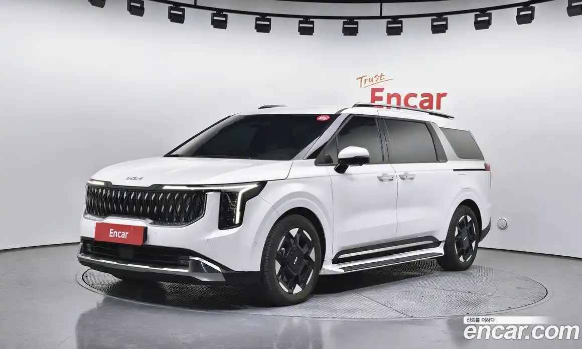 Kia Canival 2025 2.2 Автомат в Москве № 586730, фото 1