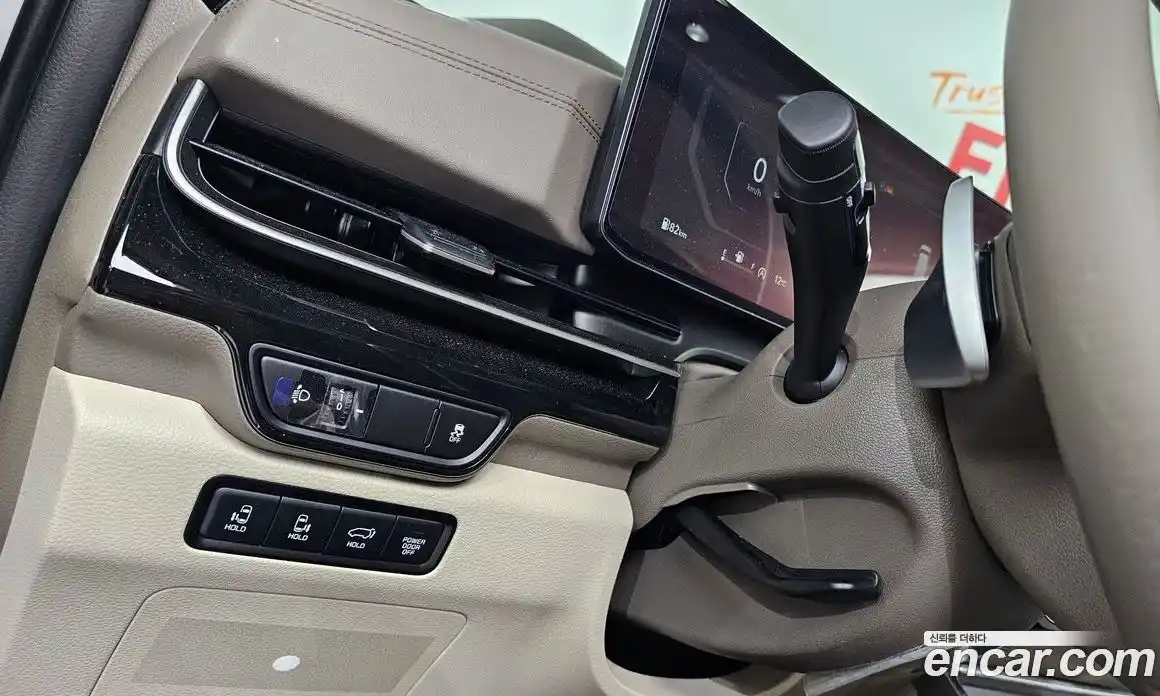 Kia Canival 2025 2.2 Автомат в Москве № 586730, фото 15