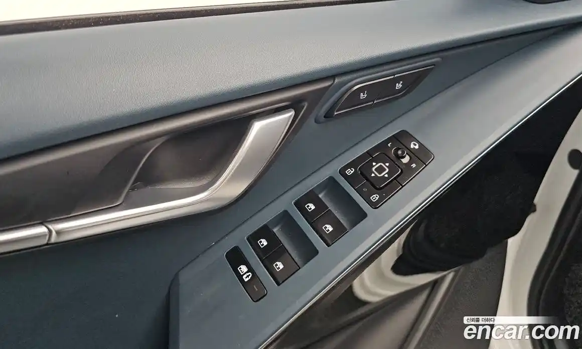 Kia Niro 2024 0.2 Автомат в Москве № 586799, фото 17