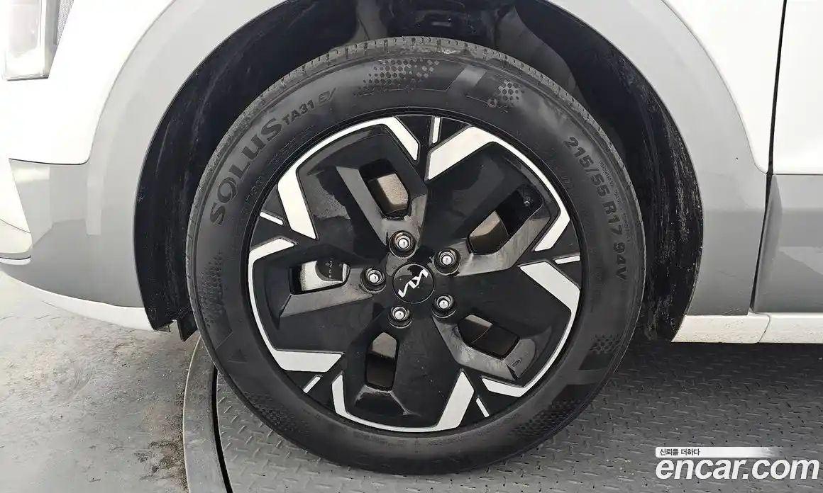 Kia Niro 2024 0.2 Автомат в Москве № 586799, фото 5