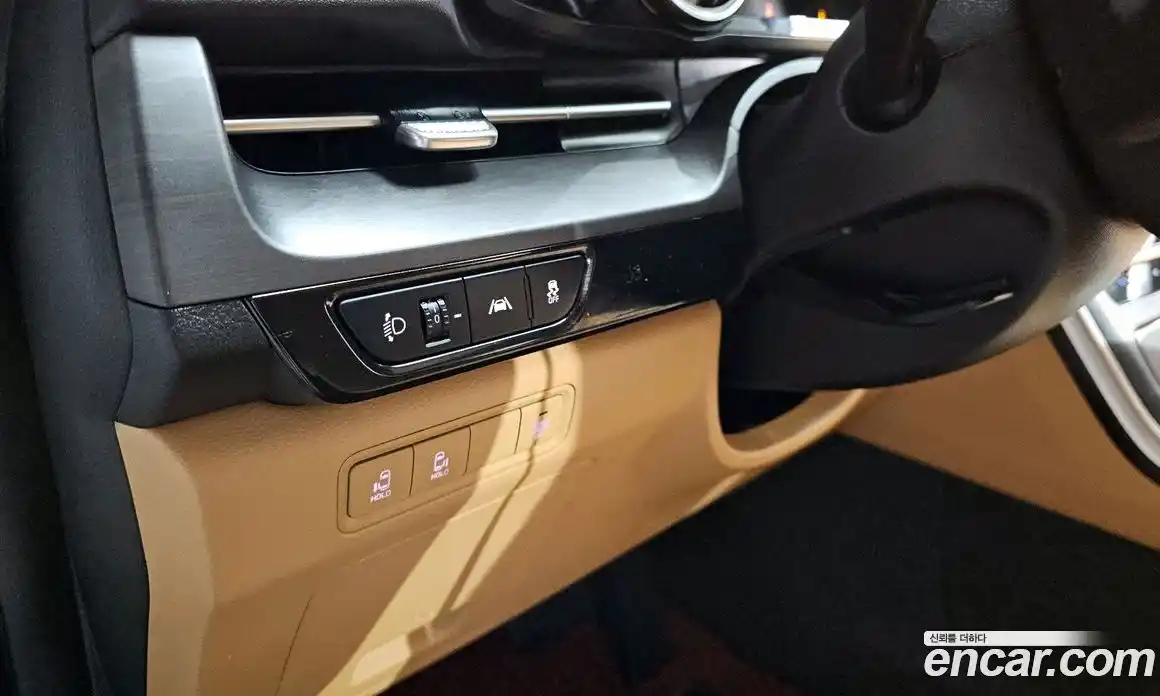 Kia Canival 2023 3.5 Автомат в Москве № 586899, фото 14