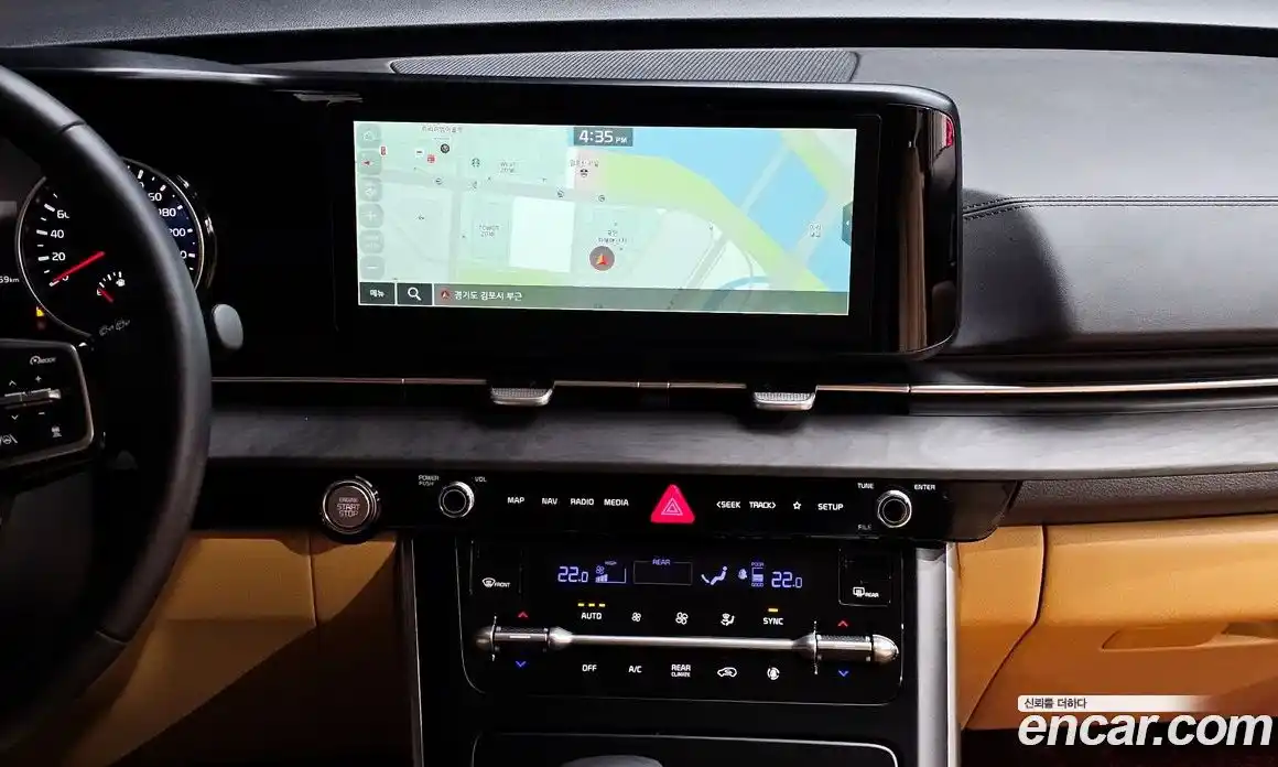 Kia Canival 2023 3.5 Автомат в Москве № 586899, фото 16