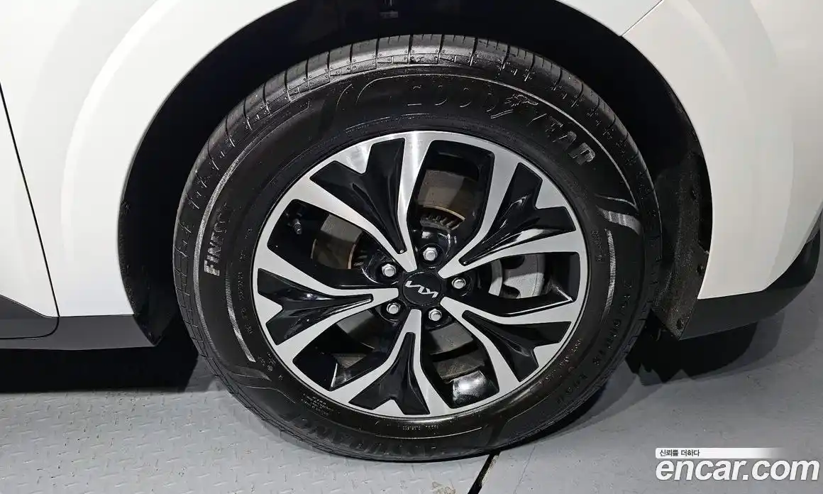 Kia Canival 2023 3.5 Автомат в Москве № 586899, фото 5