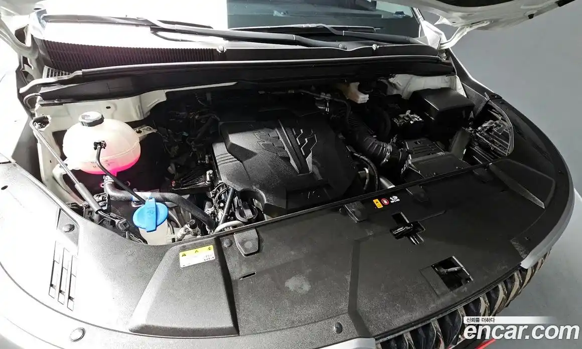 Kia Canival 2023 3.5 Автомат в Москве № 586899, фото 6