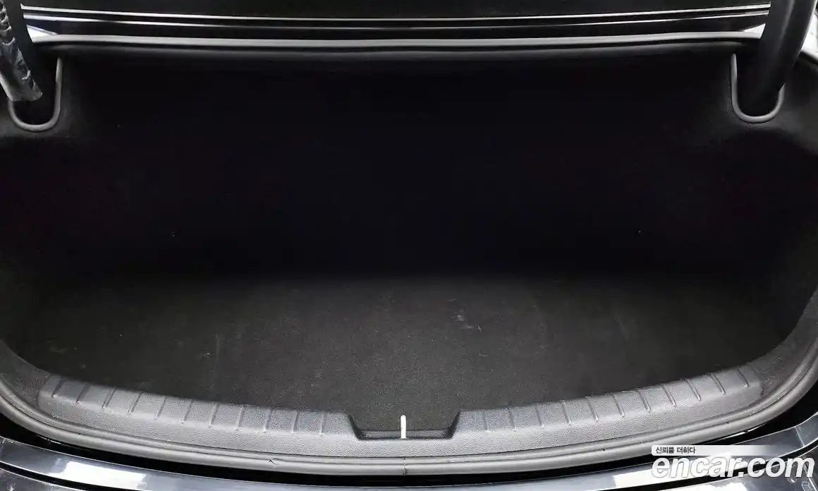 Kia K7 2020 2.5 Автомат в Москве № 587107, фото 20