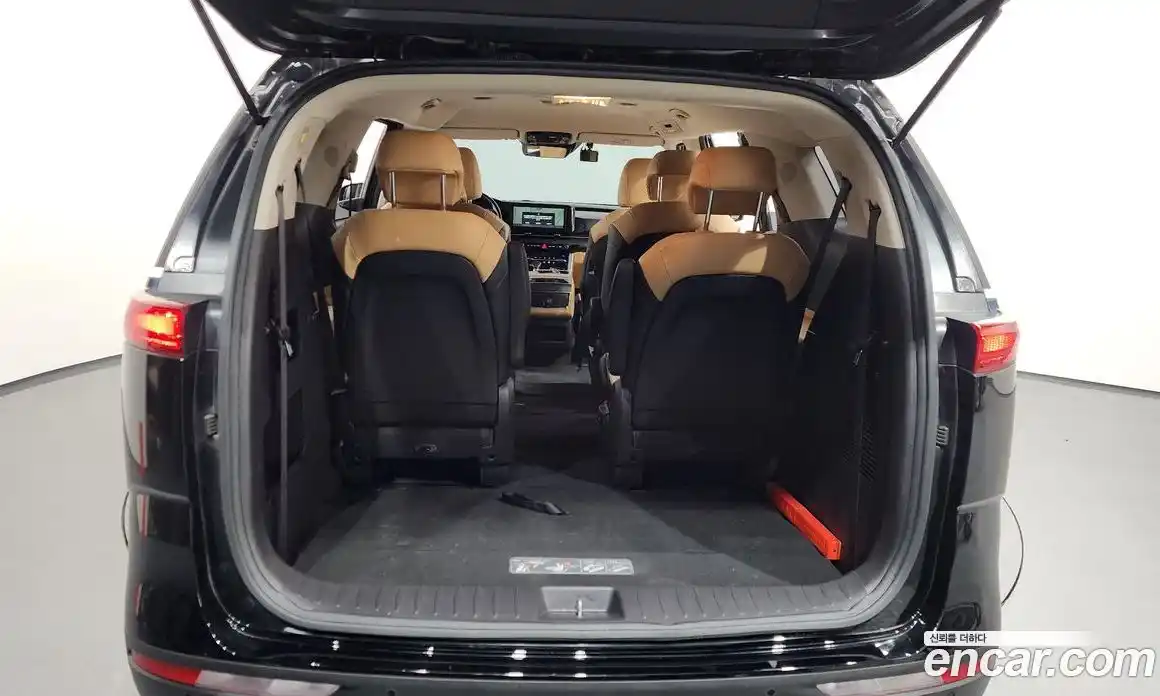 Kia Canival 2023 2.2 Автомат в Москве № 587164, фото 20