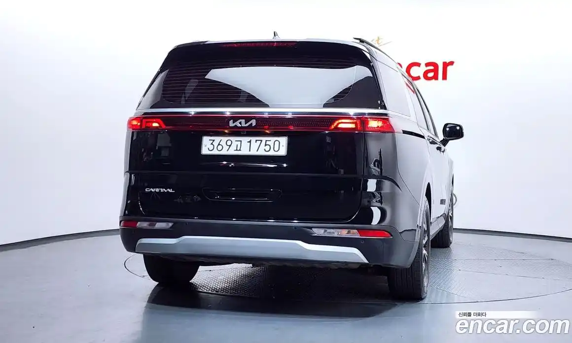 Kia Canival 2023 2.2 Автомат в Москве № 587164, фото 4