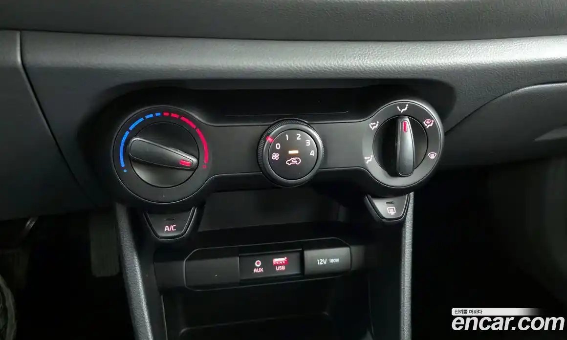 Kia Morning 2019 1.0 Автомат в Москве № 587411, фото 16