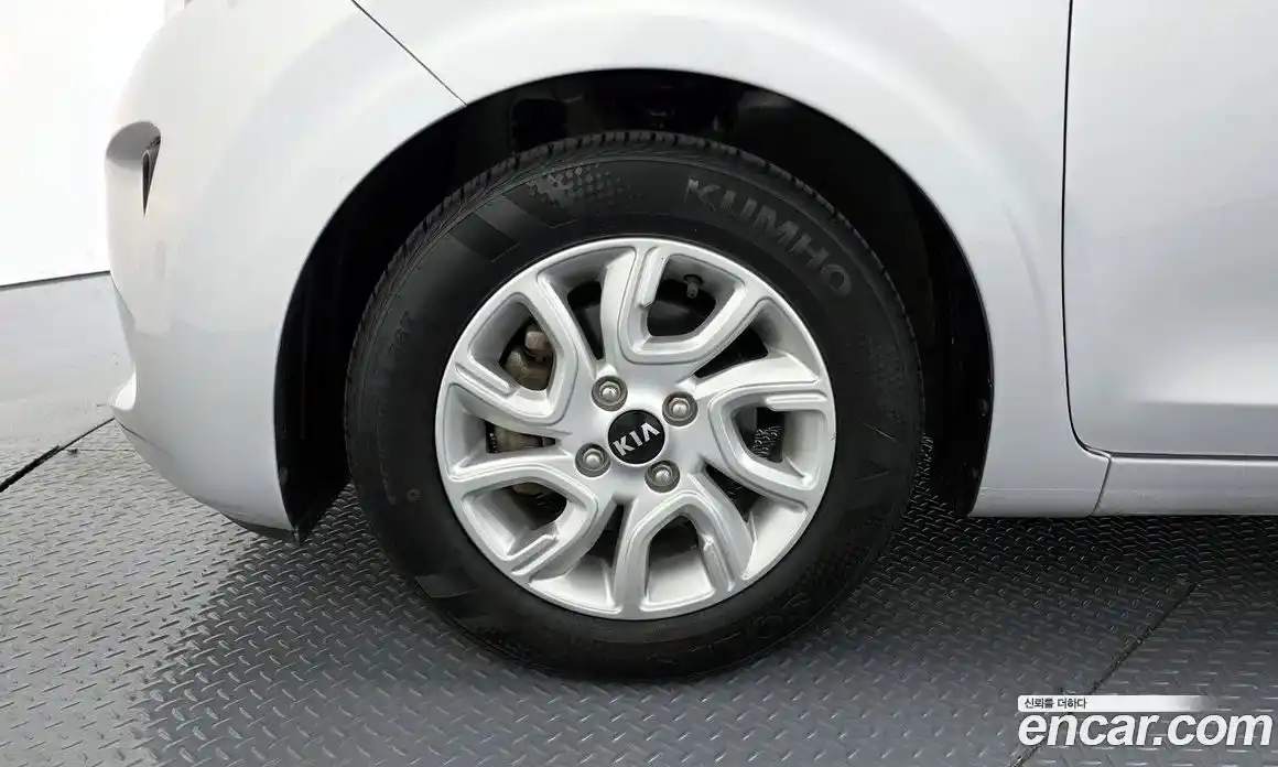 Kia Morning 2019 1.0 Автомат в Москве № 587411, фото 5