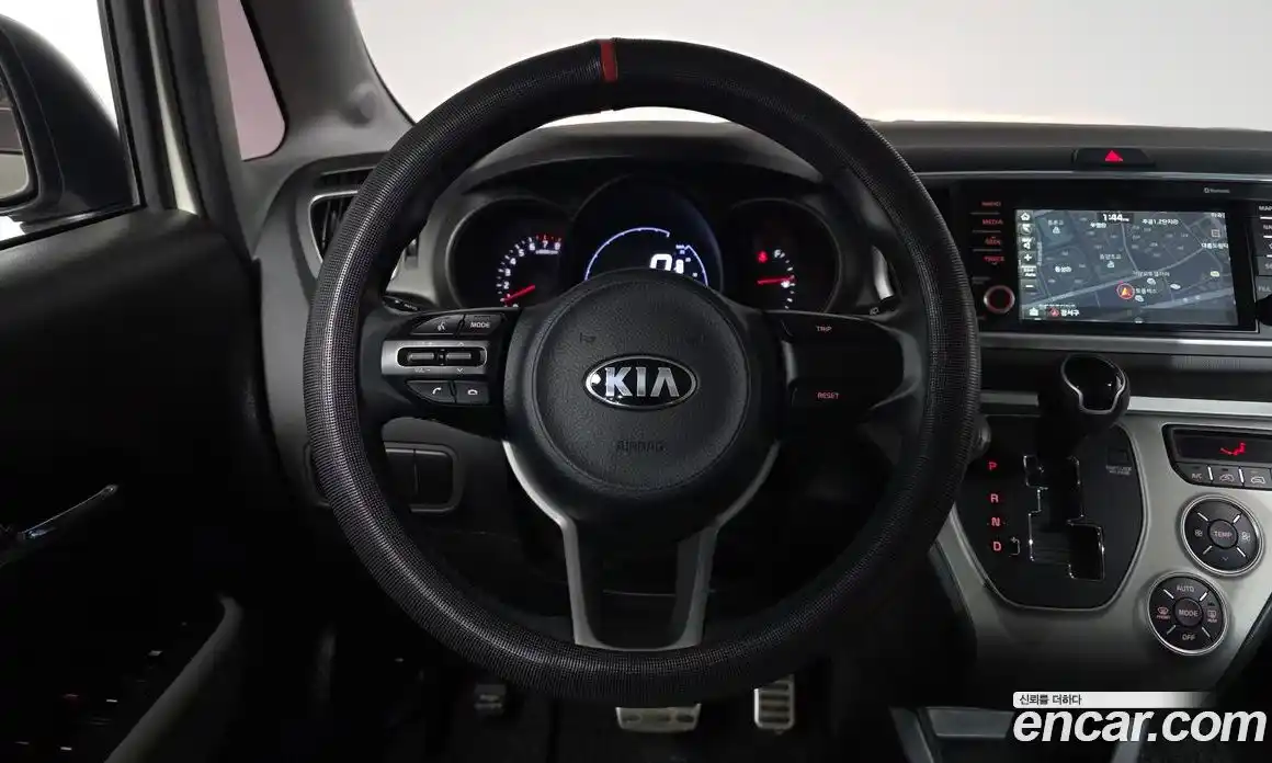 Kia Ray 2019 1.0 Автомат в Москве № 587666, фото 12