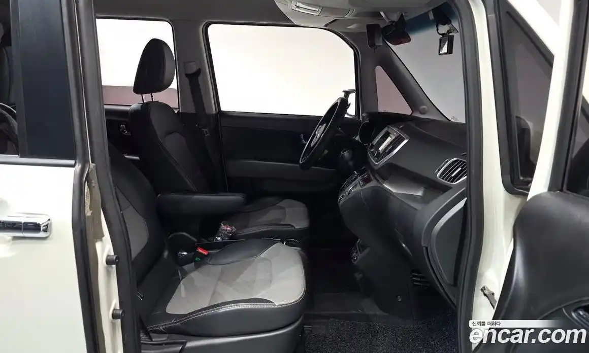 Kia Ray 2019 1.0 Автомат в Москве № 587666, фото 9