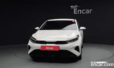 Kia K3 2022 1.6 Автомат в Москве № 587845, миниатюра 3