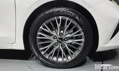 Kia K3 2022 1.6 Автомат в Москве № 587845, миниатюра 5