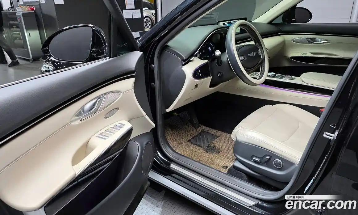 Genesis GV70 2024 2.5 Автомат в Москве № 588138, фото 11