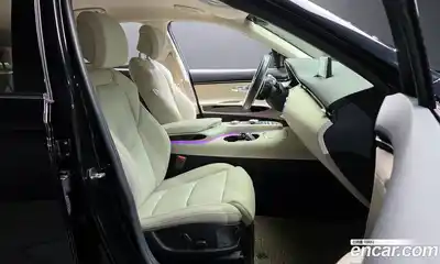 Genesis GV70 2024 2.5 Автомат в Москве № 588138, миниатюра 10