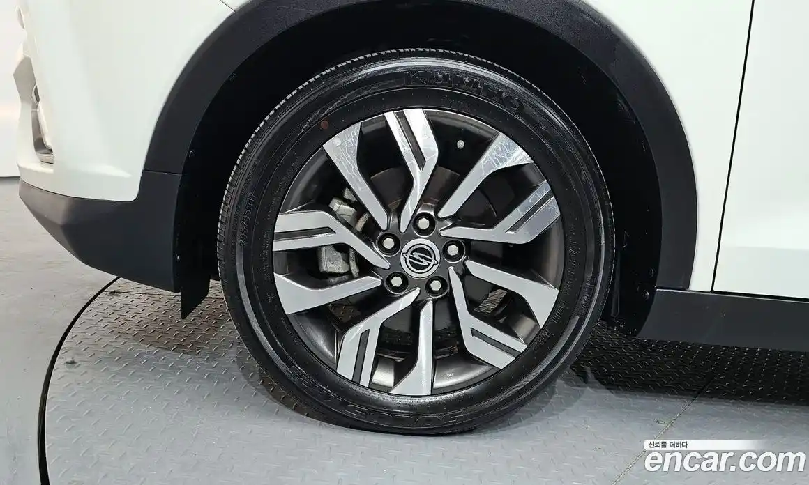 SsangYong TIBOLI 2019 1.6 Автомат в Москве № 588627, фото 5