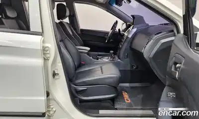 SsangYong Korando 2018 2.2 Автомат в Москве № 589027, миниатюра 11