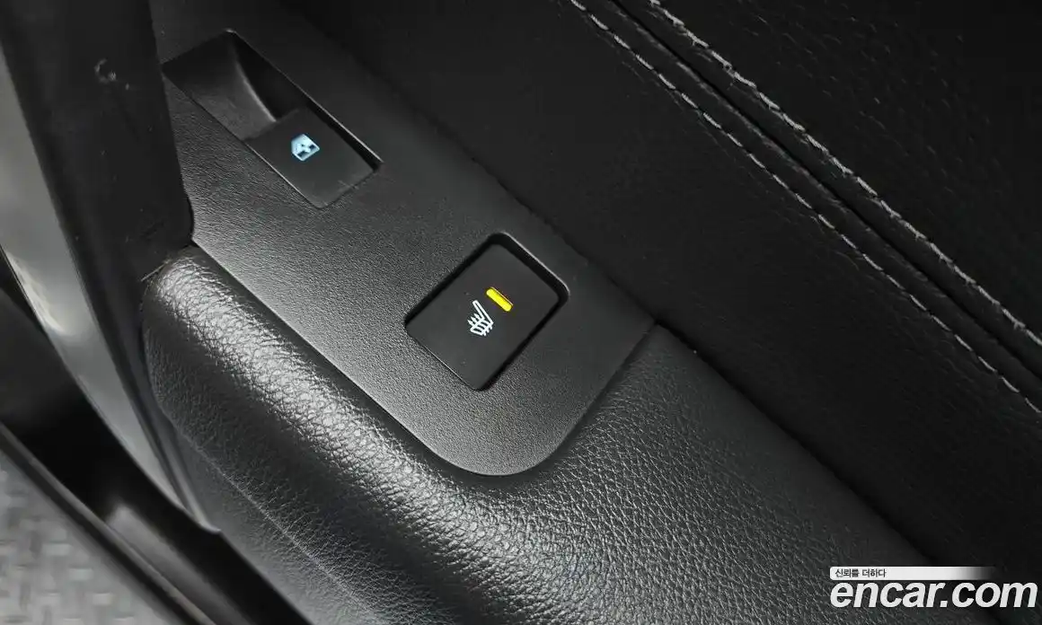 Chevrolet Captiva 2015 2.2 Автомат в Москве № 589875, фото 17