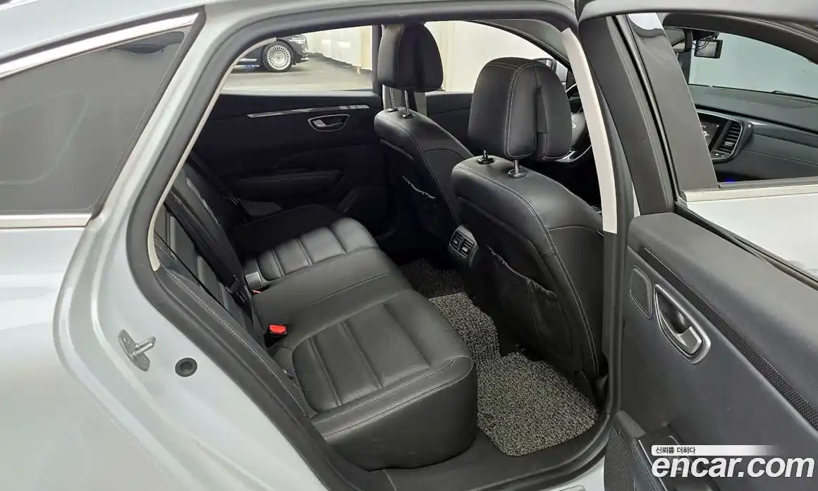 Renault SM6 2019 2.0 Автомат в Москве № 590113, фото 11