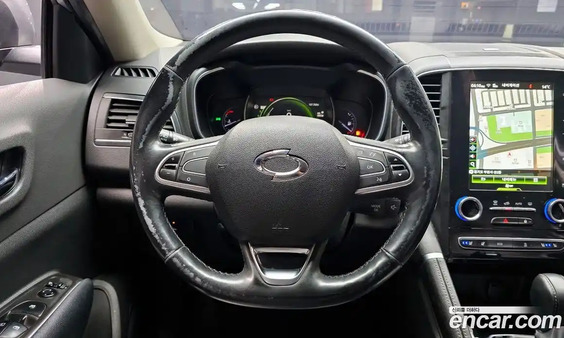 Renault QM6 2017 2.0 Автомат в Москве № 590197, фото 13