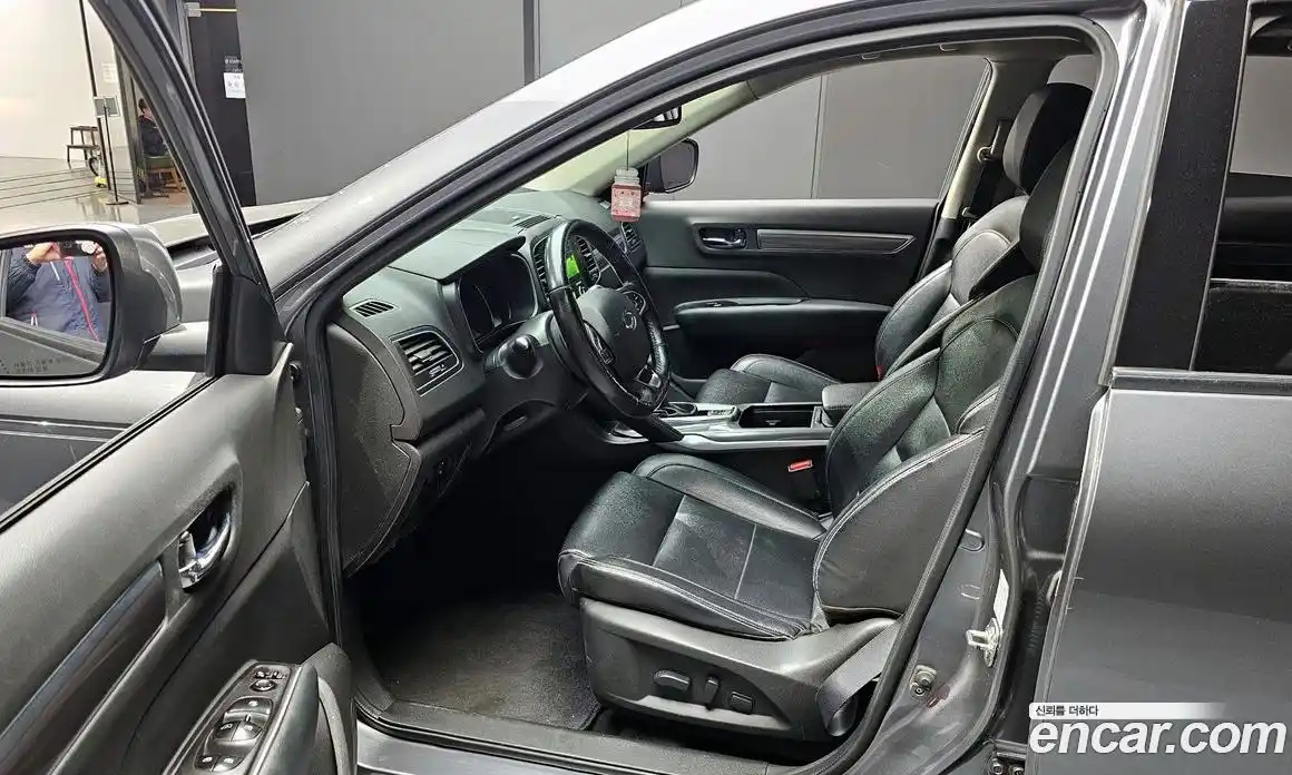 Renault QM6 2017 2.0 Автомат в Москве № 590197, фото 10