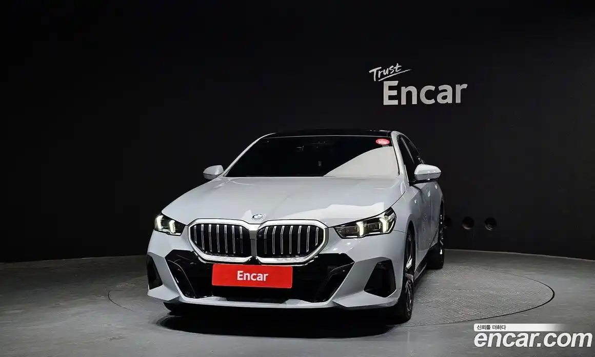 BMW 5-Series 2024 2.0 Автомат в Москве № 591116, фото 3