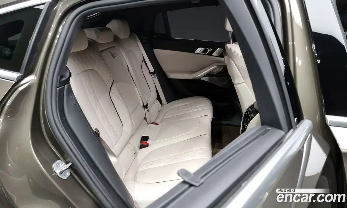 BMW X6 2021 4.4 Автомат в Москве № 591172, фото 12