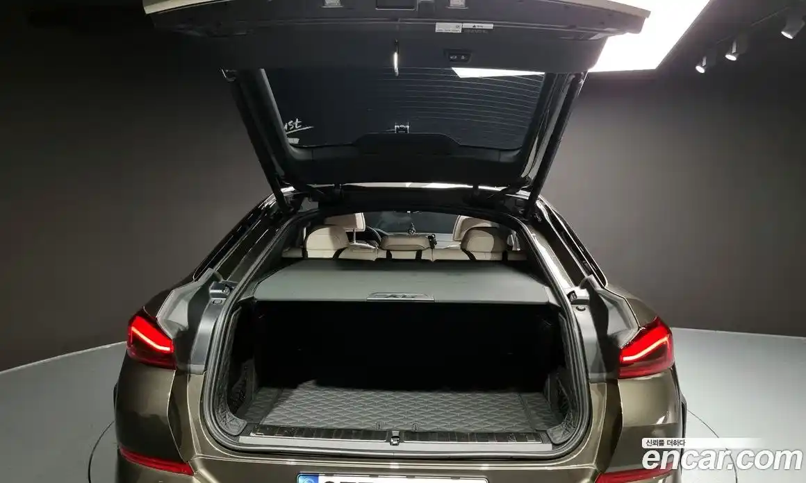 BMW X6 2021 4.4 Автомат в Москве № 591172, фото 20