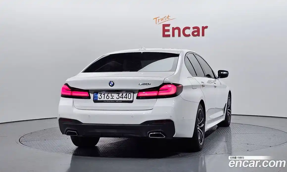 BMW 5-Series 2022 2.0 Автомат в Москве № 591505, фото 4