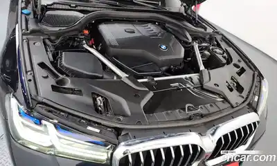 BMW 5-Series 2023 2.0 Автомат в Москве № 591671, миниатюра 6