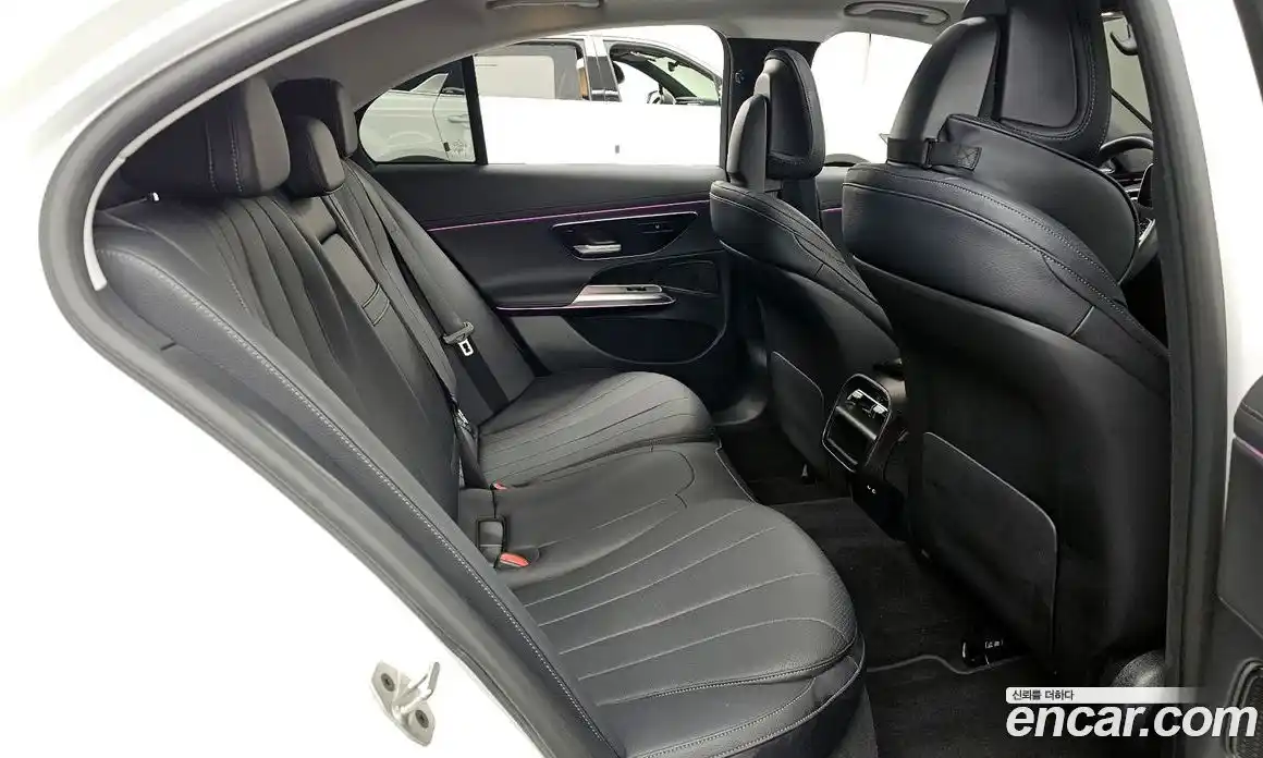 Mercedes-Benz E-Class 2024 2.0 Автомат в Москве № 591939, фото 12