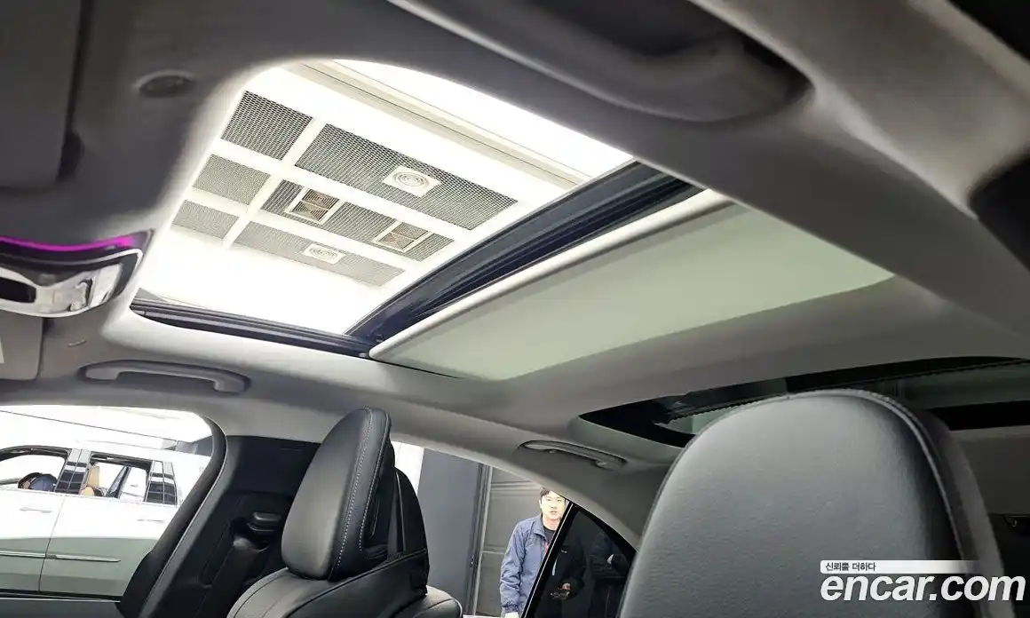 Mercedes-Benz E-Class 2024 2.0 Автомат в Москве № 591939, фото 19