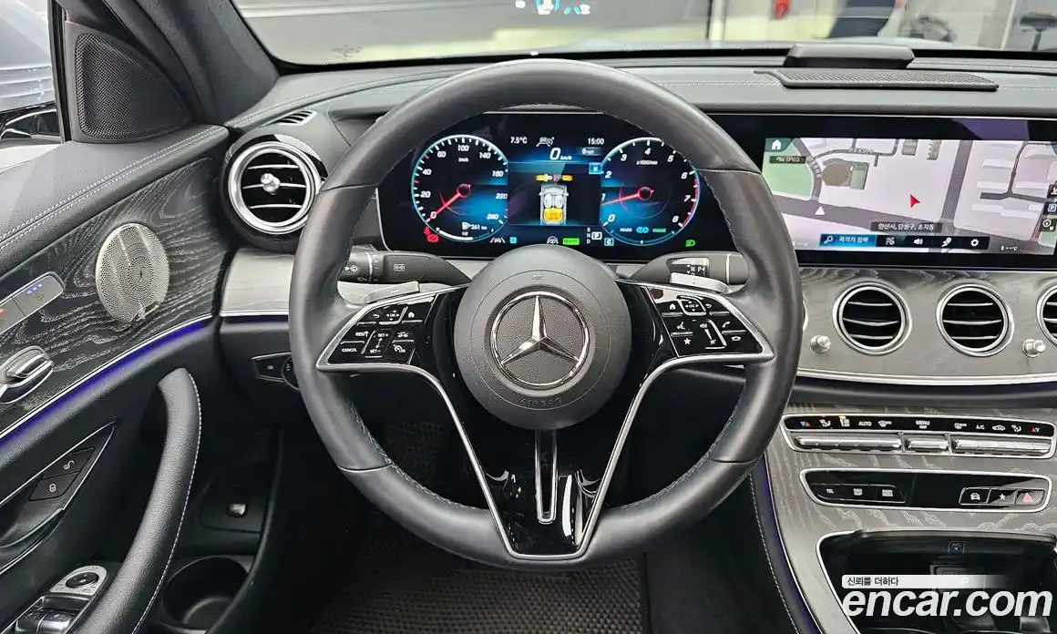 Mercedes-Benz E-Class 2022 2.0 Автомат в Москве № 592000, фото 13