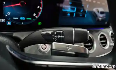 Mercedes-Benz E-Class 2022 2.0 Автомат в Москве № 592000, миниатюра 9