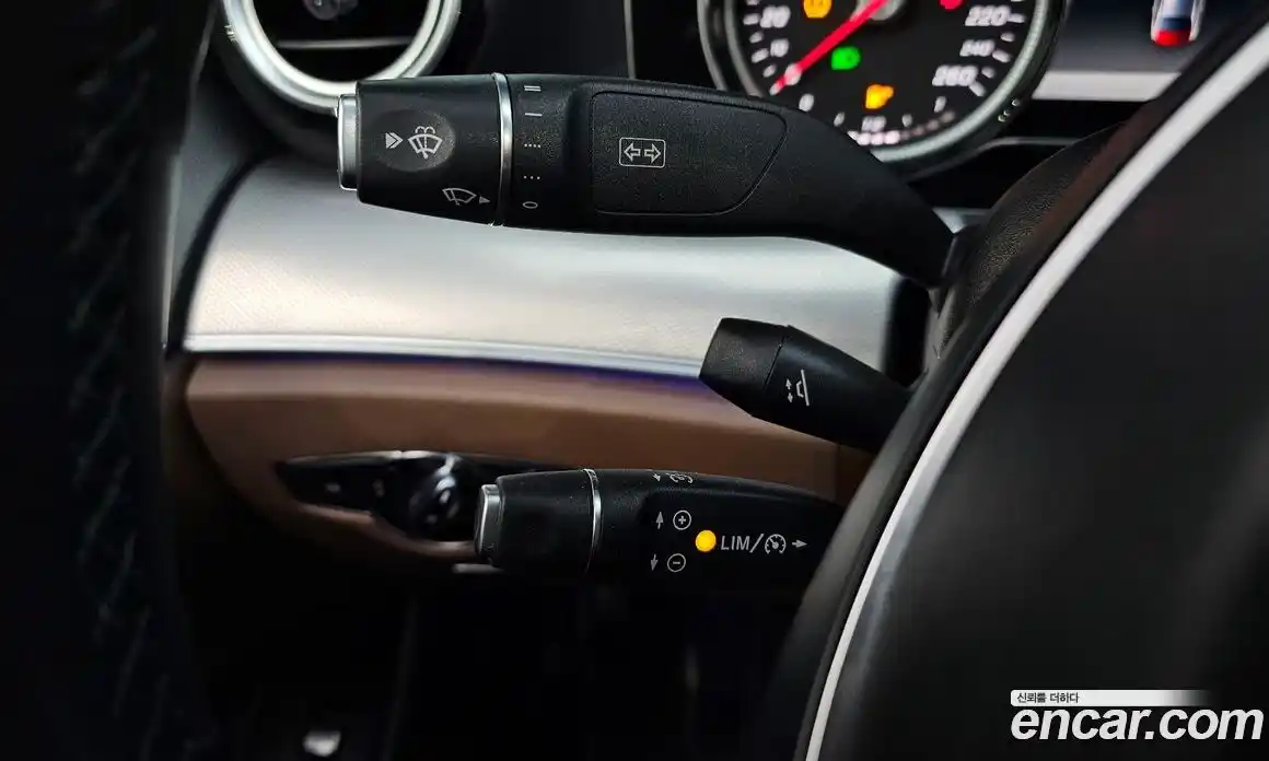 Mercedes-Benz E-Class 2018 2.0 Автомат в Москве № 592437, фото 17