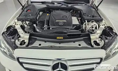 Mercedes-Benz E-Class 2018 2.0 Автомат в Москве № 592437, миниатюра 6