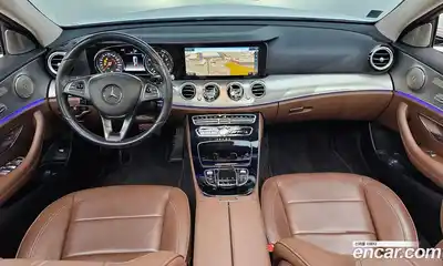 Mercedes-Benz E-Class 2018 2.0 Автомат в Москве № 592437, миниатюра 7