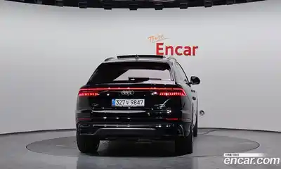 Audi Q8 2023 3.0 Автомат в Москве № 592911, миниатюра 4